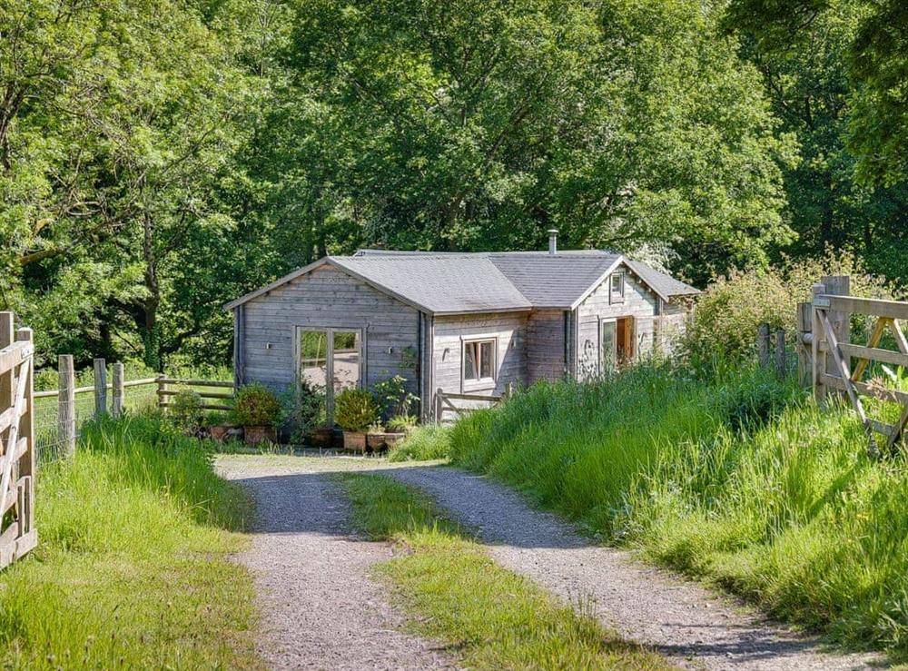 Peaceful holiday home at Ash Mill Cabin in Ashreigney, near Chulmleigh, Devon