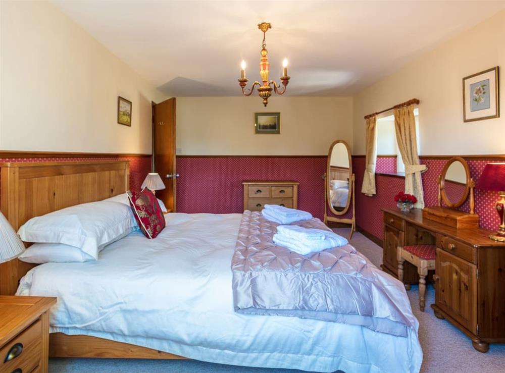 Appealing double bedroom at Ashby Cottage in Long Compton, near Chipping Norton, Warwickshire