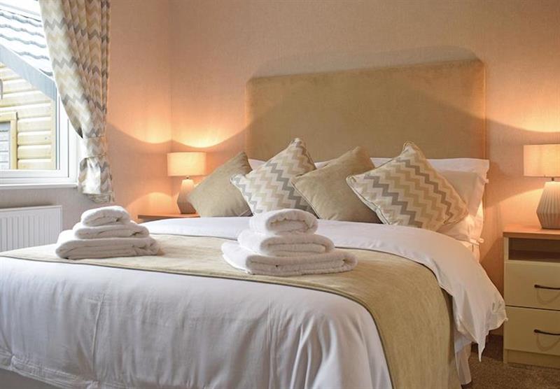 A double bedroom in Retreat VIP 3 at Ashby Woulds Retreat in Overseal, Nr Ashby-de-la-Zouch