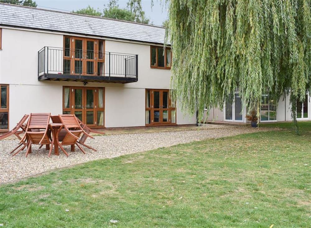 Large garden area ideal for entertaining at Ashdene Cottage in South Marston, Wiltshire