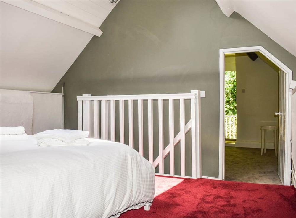 Double bedroom (photo 6) at Ashgrove Cottage in Ruscombe, Gloucestershire