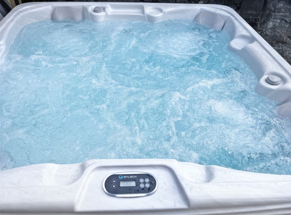 Hot tub at Ashtree Hideaway in Brandon, Durham