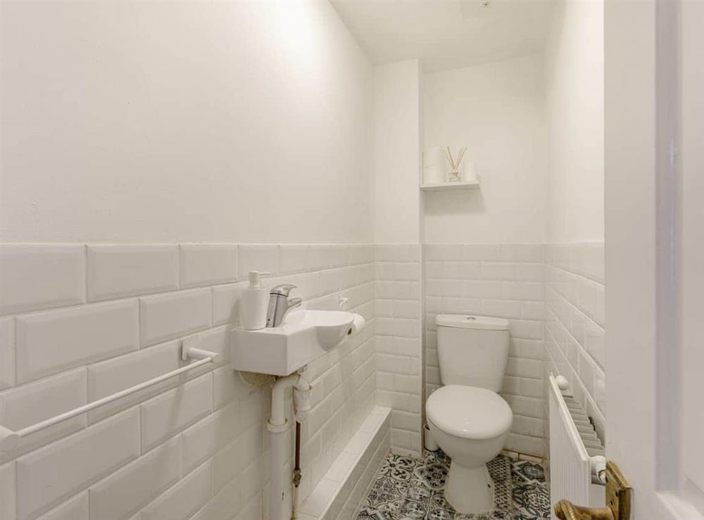 Ground floor toilet at Ashwin House in Evesham, Worcestershire