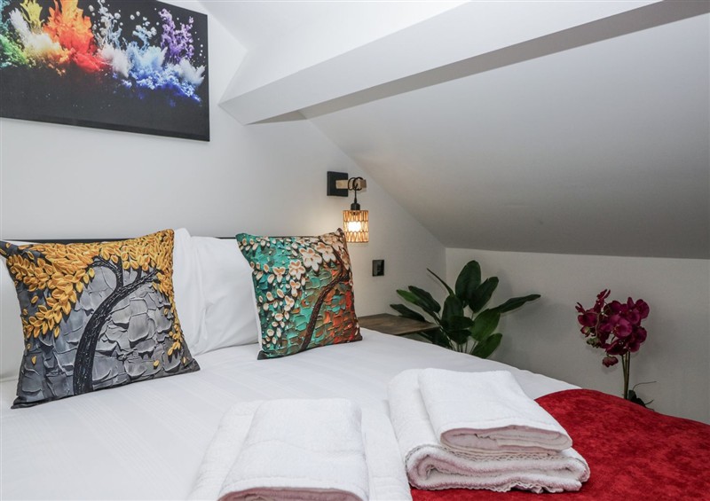 One of the 5 bedrooms (photo 3) at Aspen Boutique, Windermere