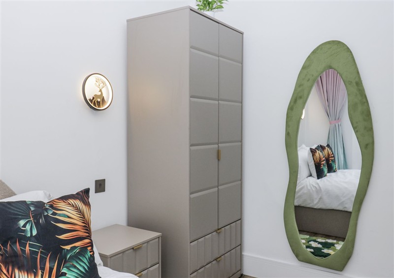 One of the 5 bedrooms at Aspen Boutique, Windermere