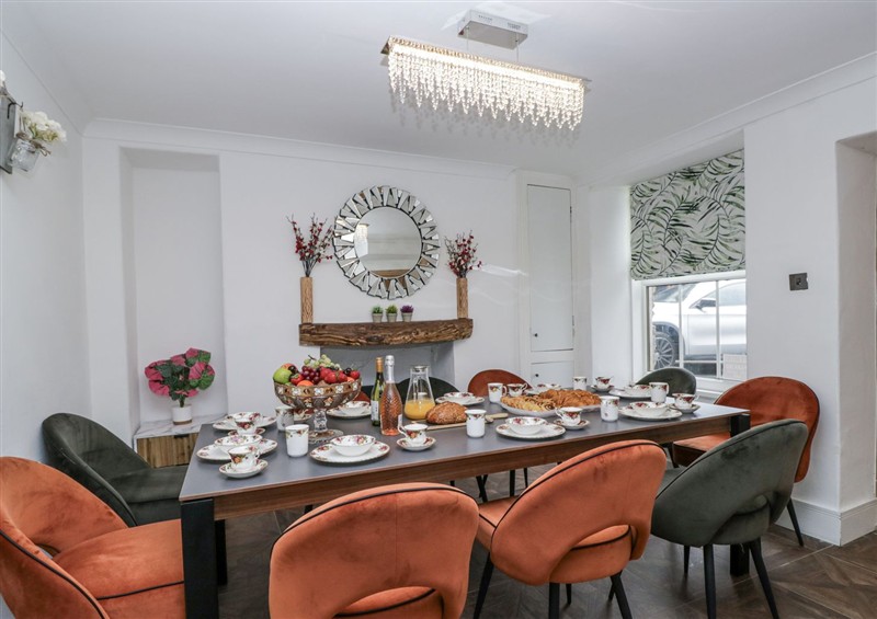 The dining area at Aspen Boutique, Windermere