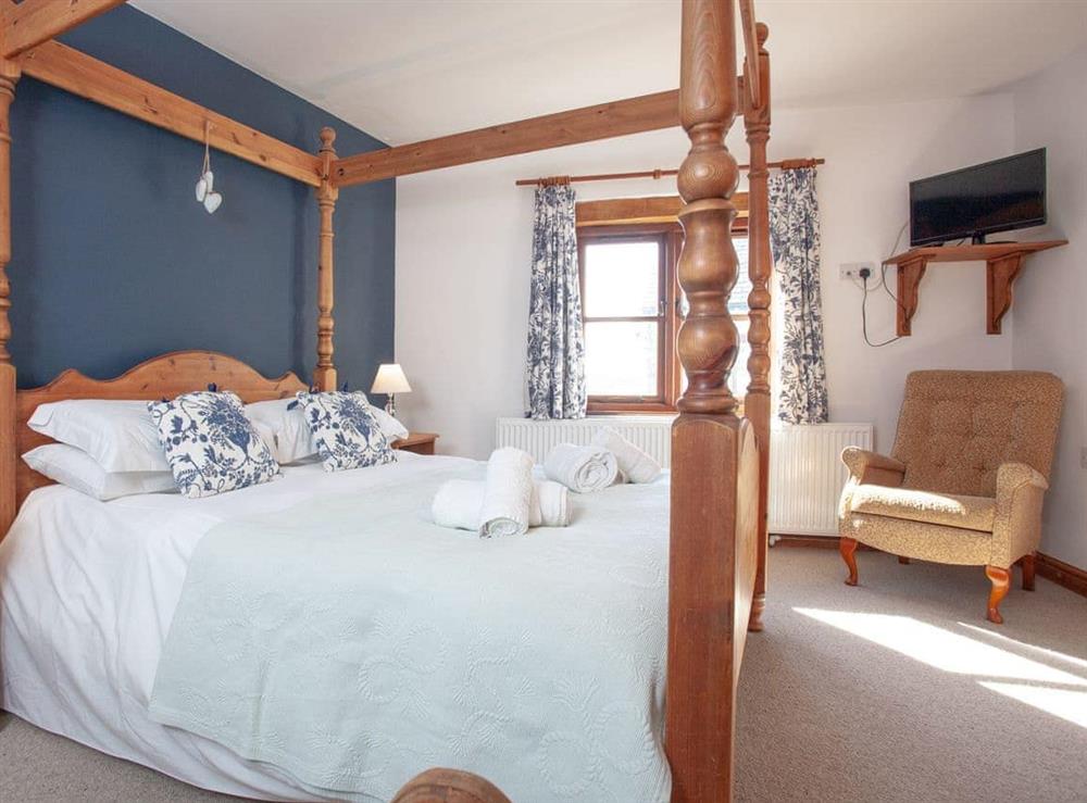 Four Poster bedroom (photo 2) at Atlantic House in Hartland, Bideford, N. Devon., Great Britain