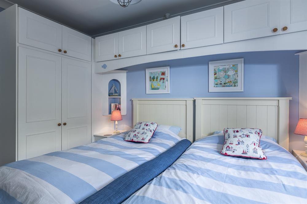 Twin bedroom at Atlantic Lodge in Hope Cove, Kingsbridge