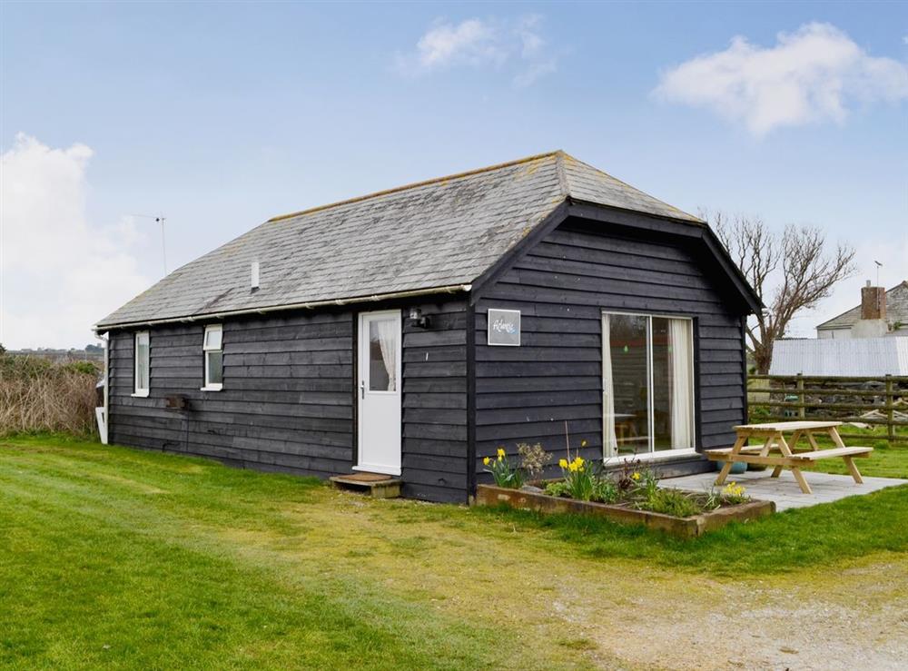 Atlantic Lodge in Port Isaac, Cornwall sleeps 6 Atlantic Lodge in Port Isaac, Cornwall sleeps 6