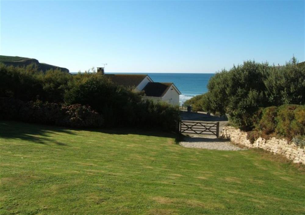 Garden and view at Atlantic View in Mawgan Porth