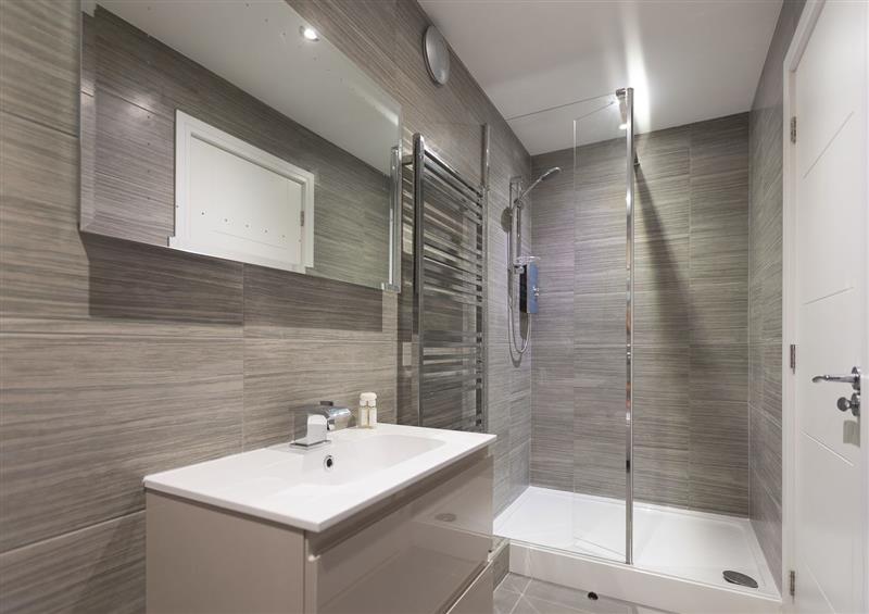 This is the bathroom at Atlantic Watch 8, Carbis Bay