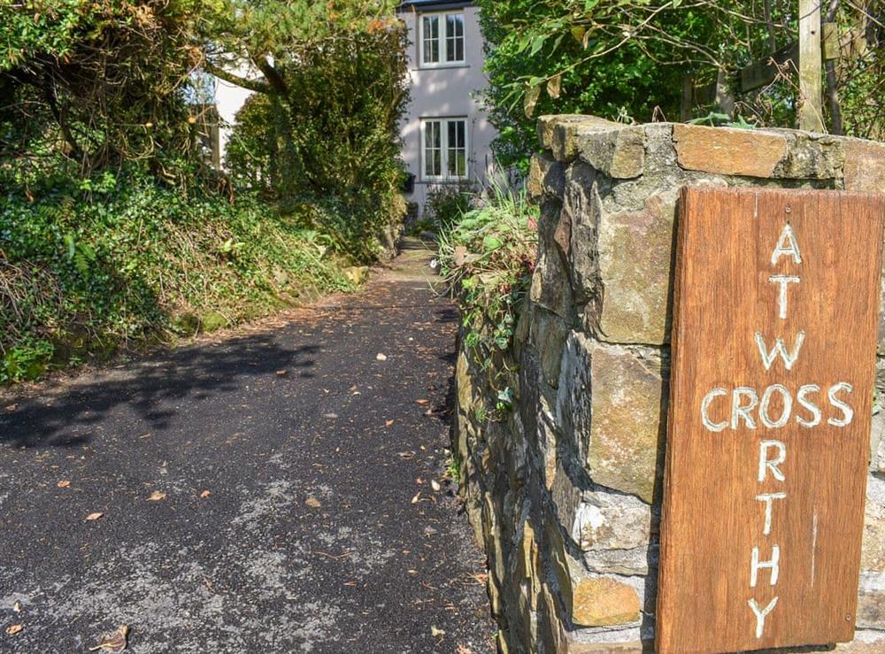 Driveway at Atworthy Cross Cottage in Bradworthy, Devon