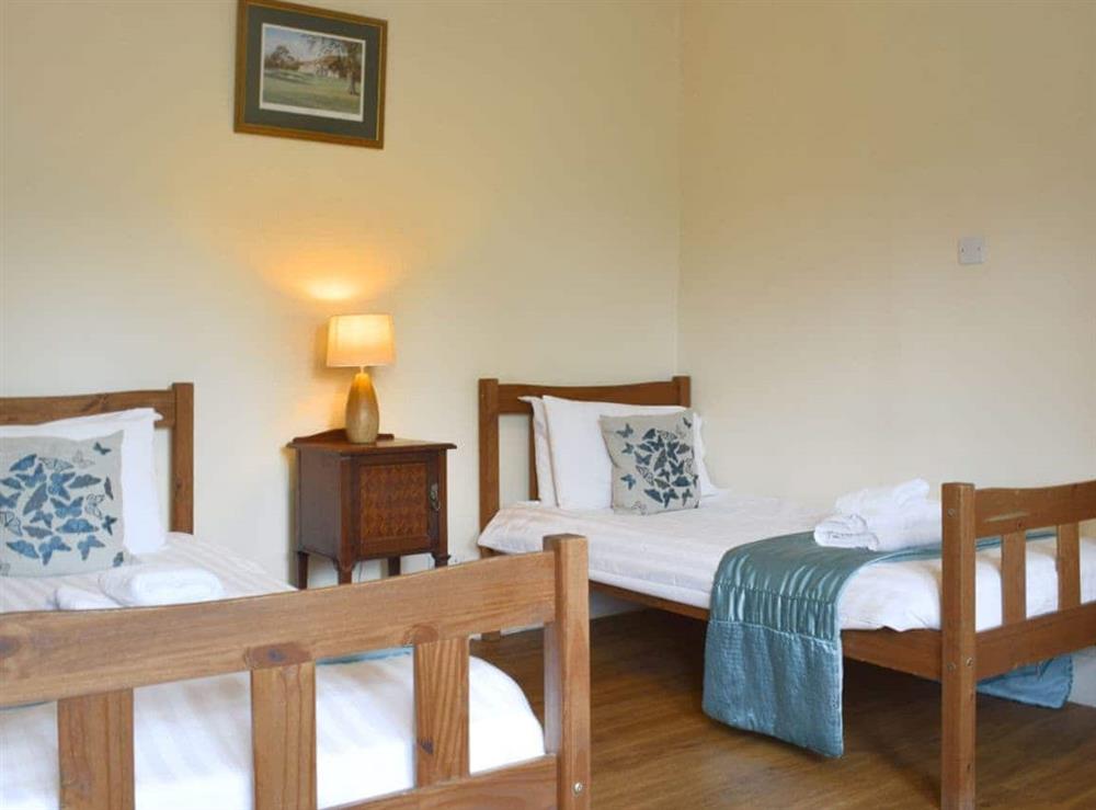 Comfortable twin bedroom at Rose Cottage, 