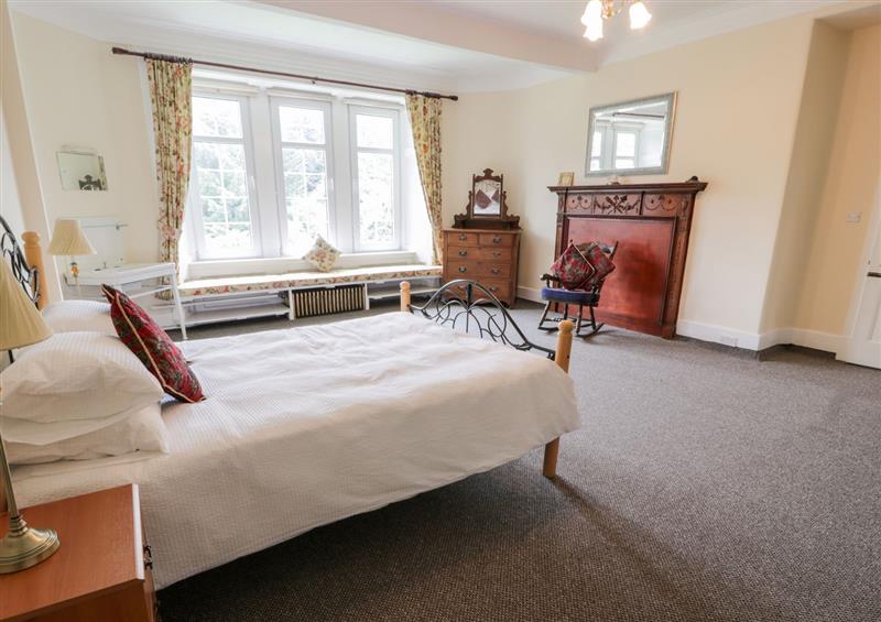 Bedroom (photo 4) at Auchentroig House, Buchlyvie
