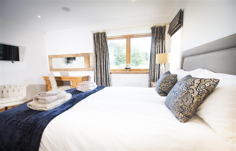 One of the 4 bedrooms (photo 3) at Aurae, Cawdor near Inverness
