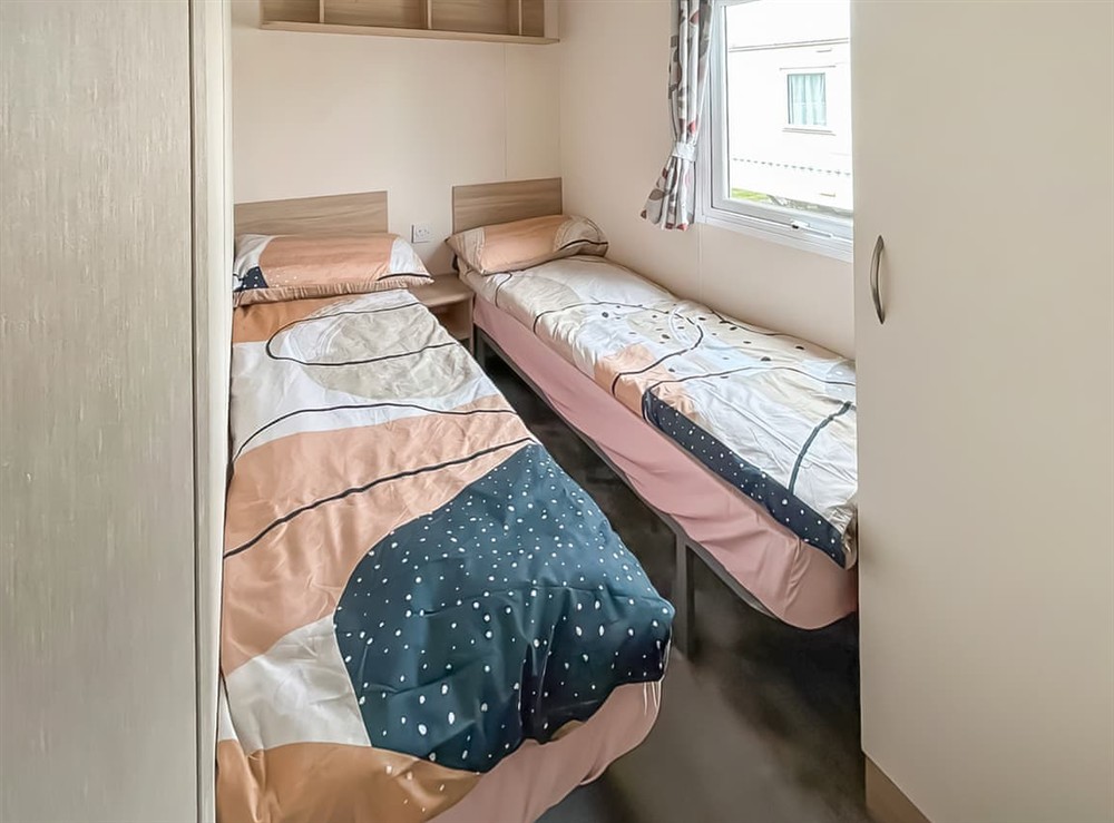 Twin bedroom