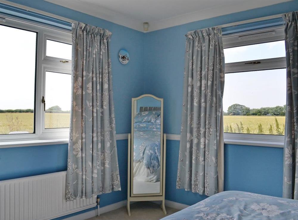 Light and airy double bedroom (photo 2) at Authorpe Bungalow in Hogsthorpe, near Skegness, Lincolnshire