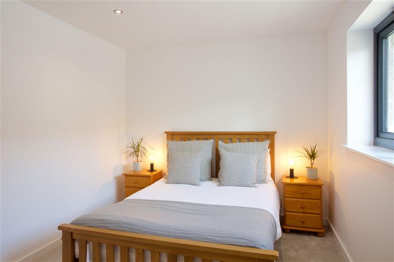 Double bedroom (photo 3) at Avalen Rise, Newlyn-Penzance, Cornwall