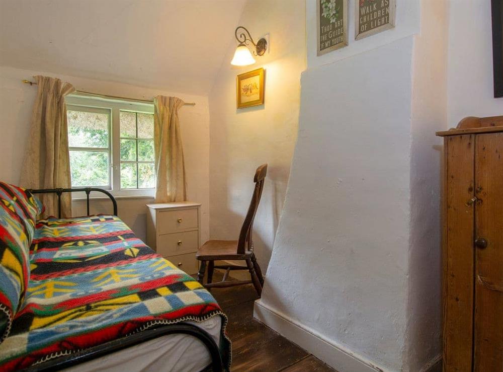 Twin bedroom (photo 2) at Avebury Cottage in Avebury, Wiltshire
