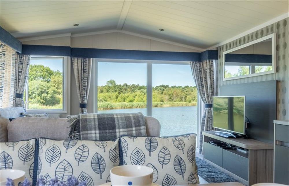 The views over the lake make Avocet 28 a haven for bird watchers at Avocet 28, Wells-next-the-Sea