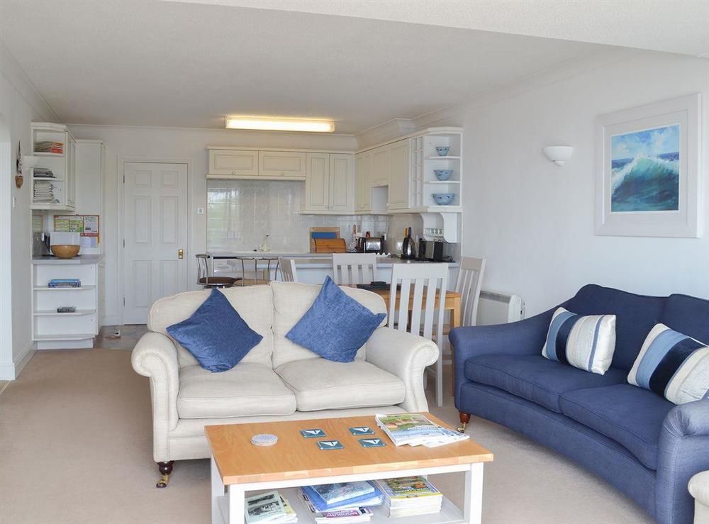 Bright and airy open plan living area at Avon Quillet in Bigbury-on-Sea, Devon