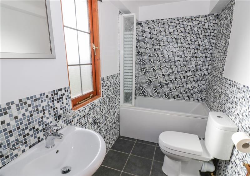 This is the bathroom at Avon View, Welford-On-Avon
