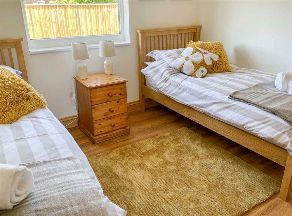 Twin bedroom (photo 2) at Aylesbury Lodge in Halstead, Essex