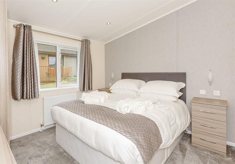Double bedroom in the Optimum 8 at Aysgarth Lodges in Aysgarth, Leyburn