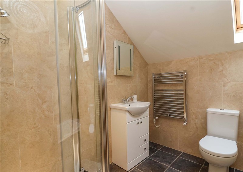 Bathroom at Badger Cottage, Babcary near Lydford-On-Fosse