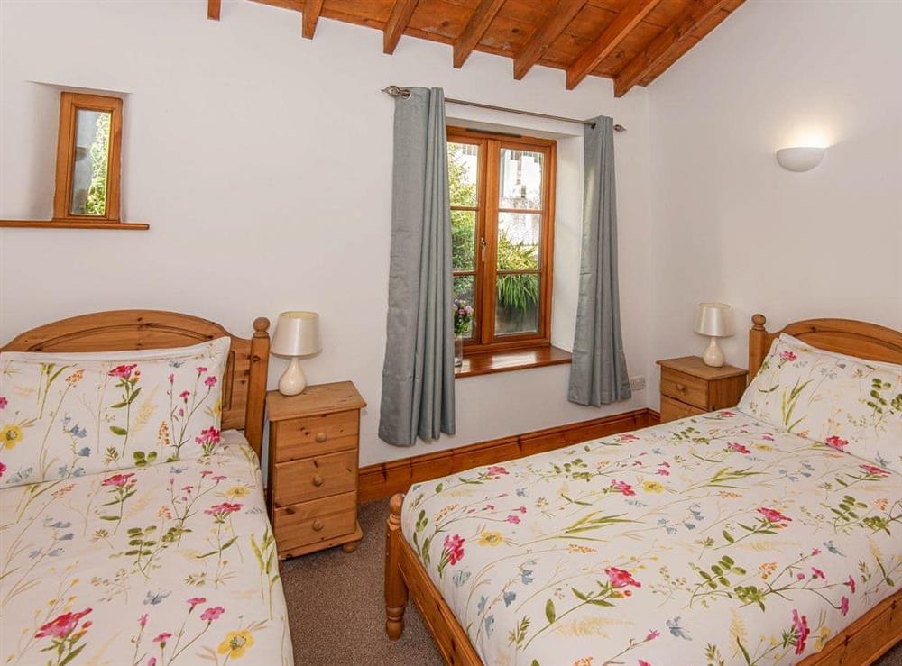 Charming twin bedded room at Badger Cottage in Gulworthy, near Tavistock, Devon