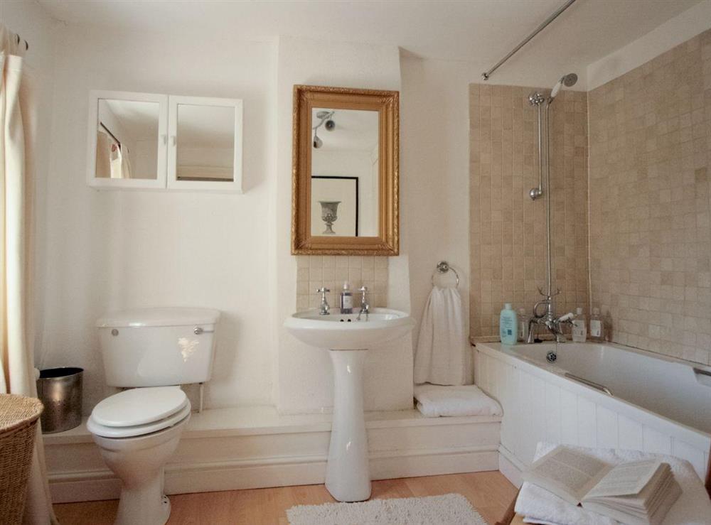 Light and airy bathroom at Badger Cottage in Kingham, Oxon., Oxfordshire