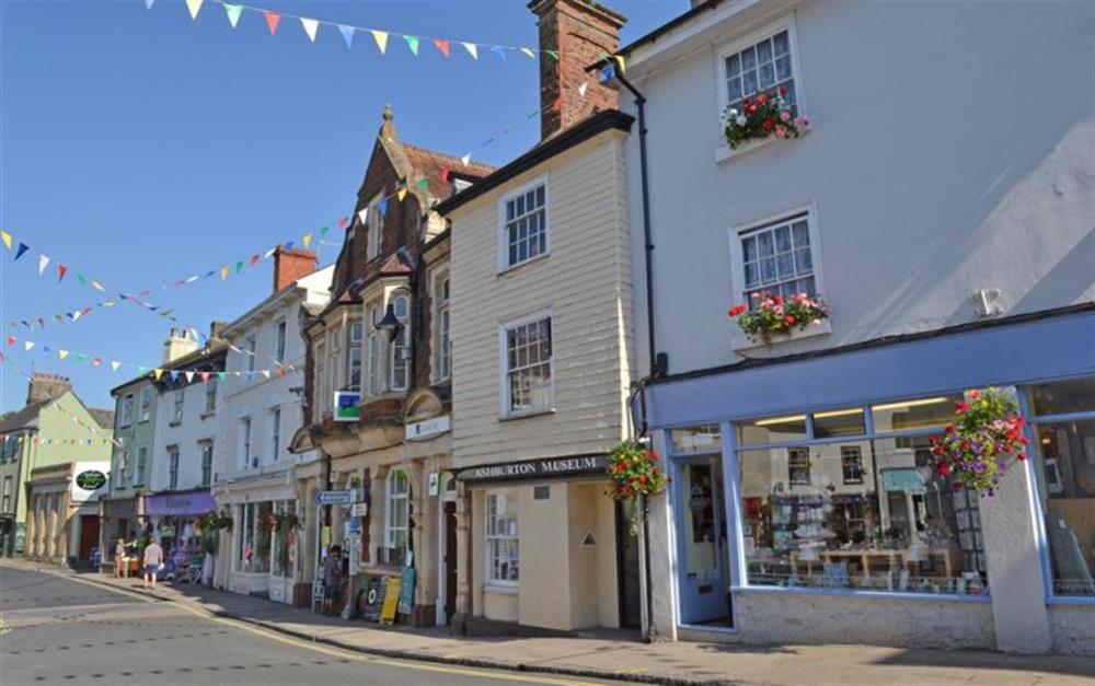Enjoy the bustling shops in Ashburton. at Badger Cottage, White Oxen Manor in Rattery