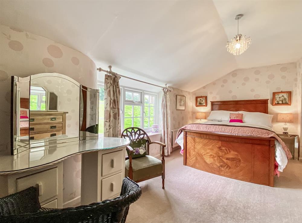 Double bedroom at Badgers End in Gare Hill, near Frome, Somerset