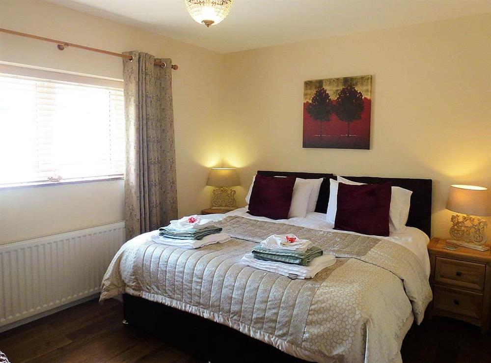 Double bedroom (photo 3) at Badgers Willow in Theddlethorpe, near Mablethorpe, Lincolnshire