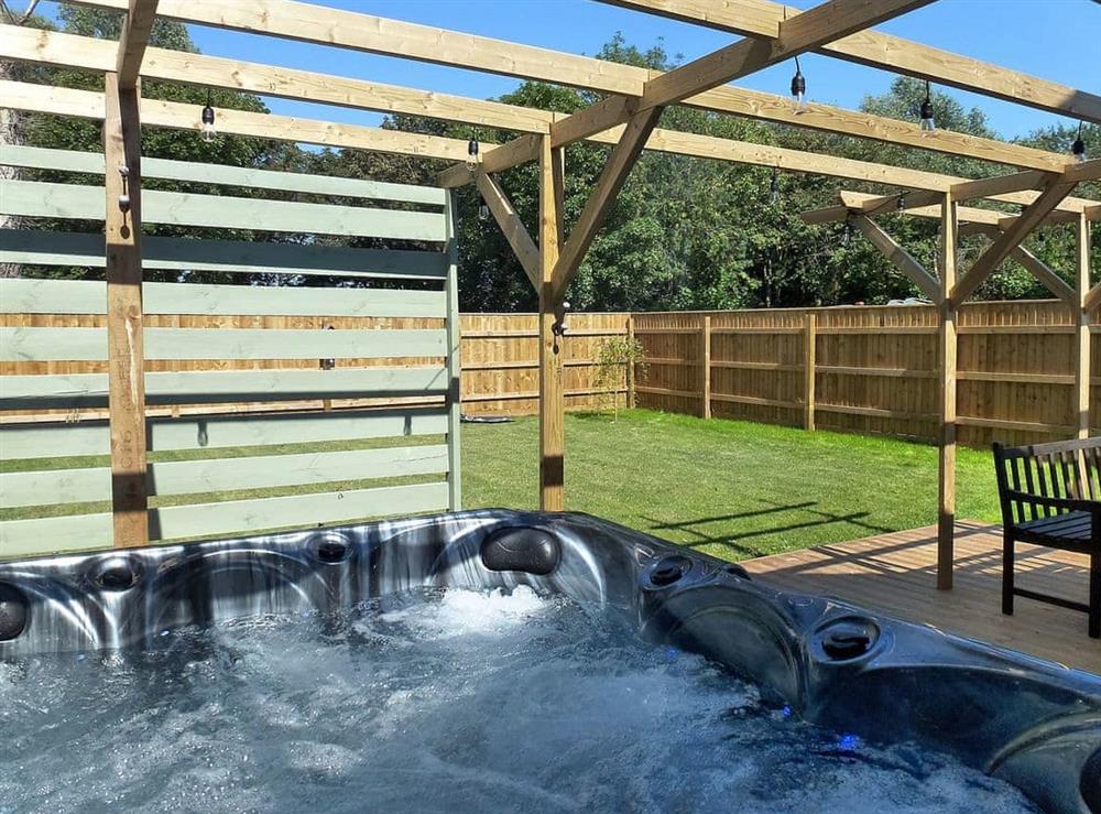 Hot tub (photo 2) at Badgers Willow in Theddlethorpe, near Mablethorpe, Lincolnshire
