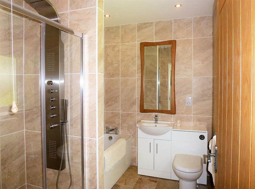 Shower room at Badgers Willow in Theddlethorpe, near Mablethorpe, Lincolnshire