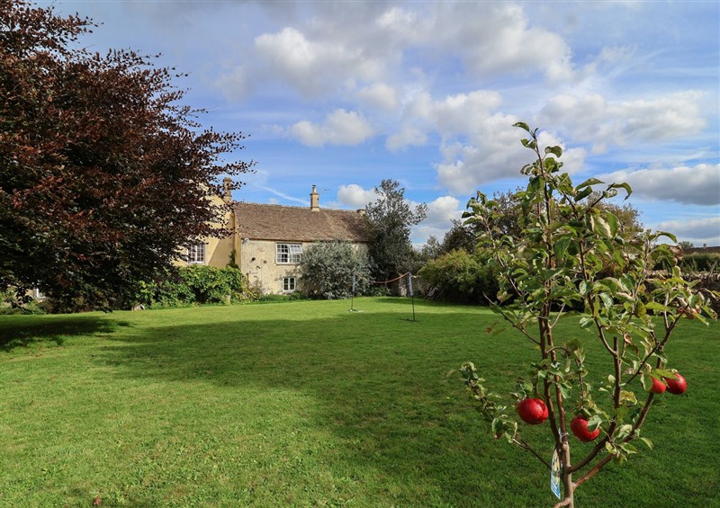 The garden in Badminton Farm Cottage at Badminton Farm Cottage, Acton Turville