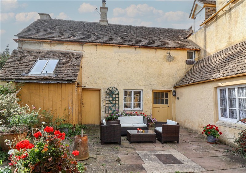 This is the setting of Badminton Farm Cottage at Badminton Farm Cottage, Acton Turville