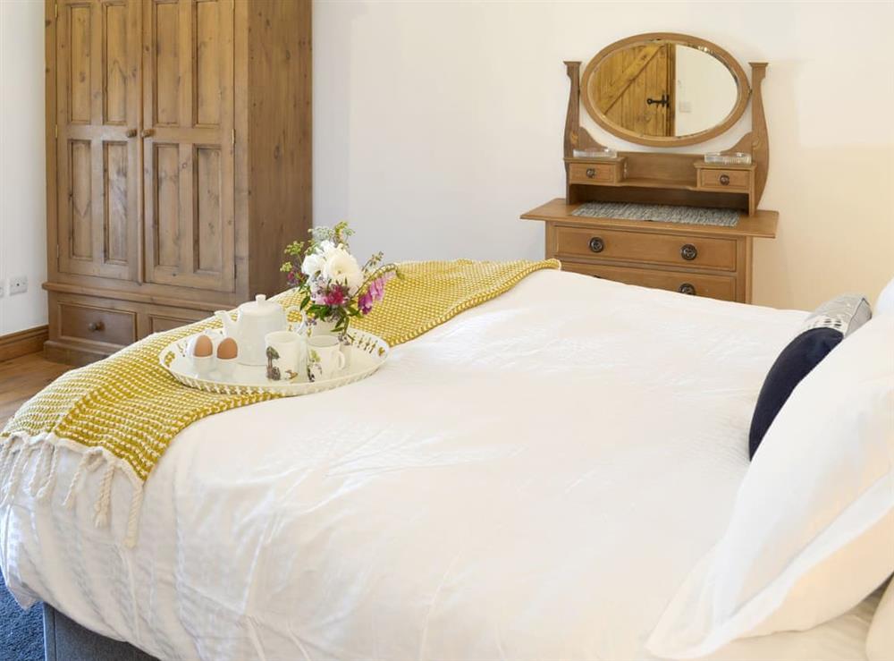 Peaceful double bedroom at Bagtor Hayloft in Islington, near Newton Abbot, Devon