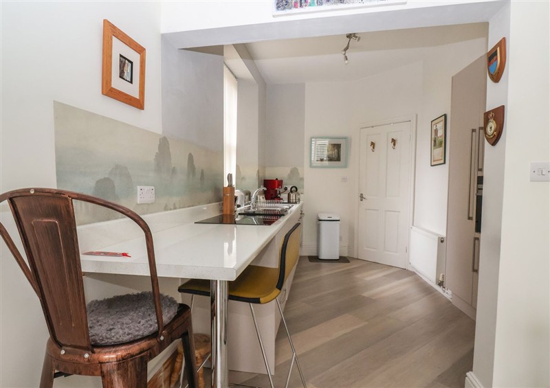The dining room at Bahtat Cottage, Burley In Wharfedale