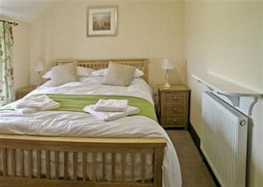 Double bedroom at Cowleaze, 