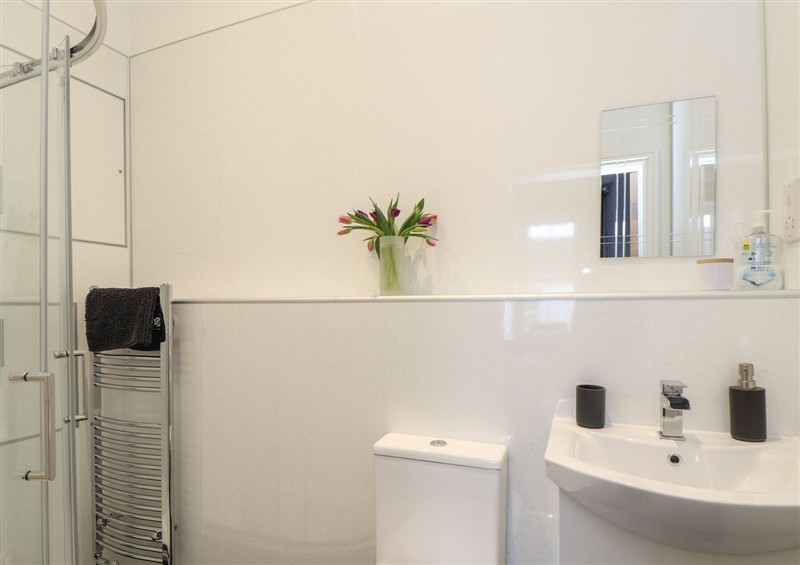 The bathroom at Baker Chambers, Camborne