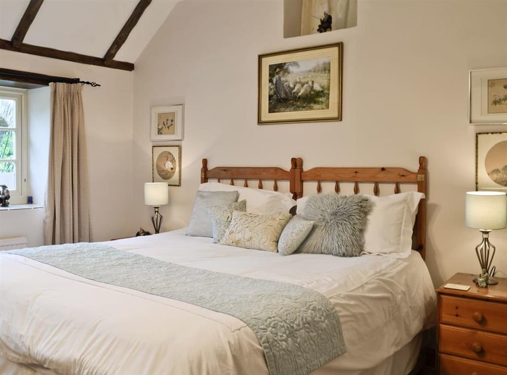 Double bedroom at Bakery Cottage in Cirencester, Gloucestershire