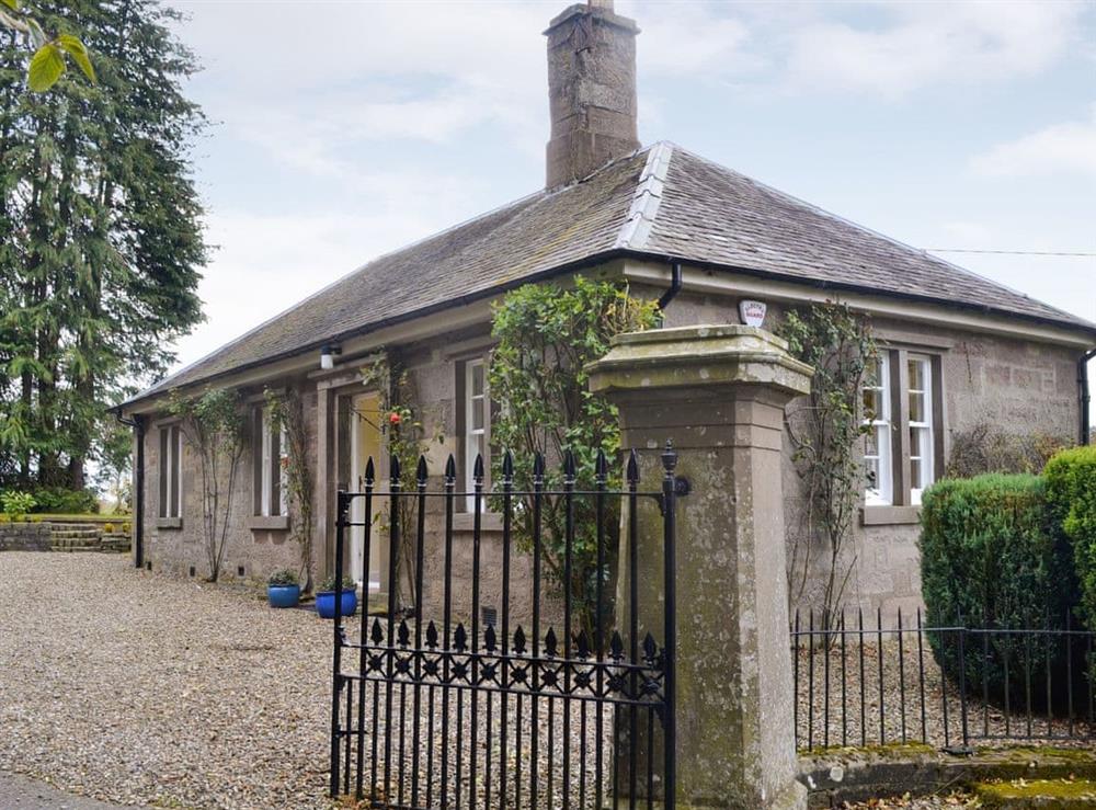 Characterful holiday home at Baldowrie Gate Lodge in Kettins, near Blairgowrie, Perthshire