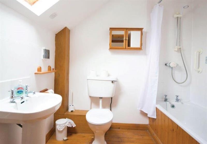 bathroom in a Weirs Snout Cottage at Ballylinney Holiday Cottages in Bushmills, Northern Ireland