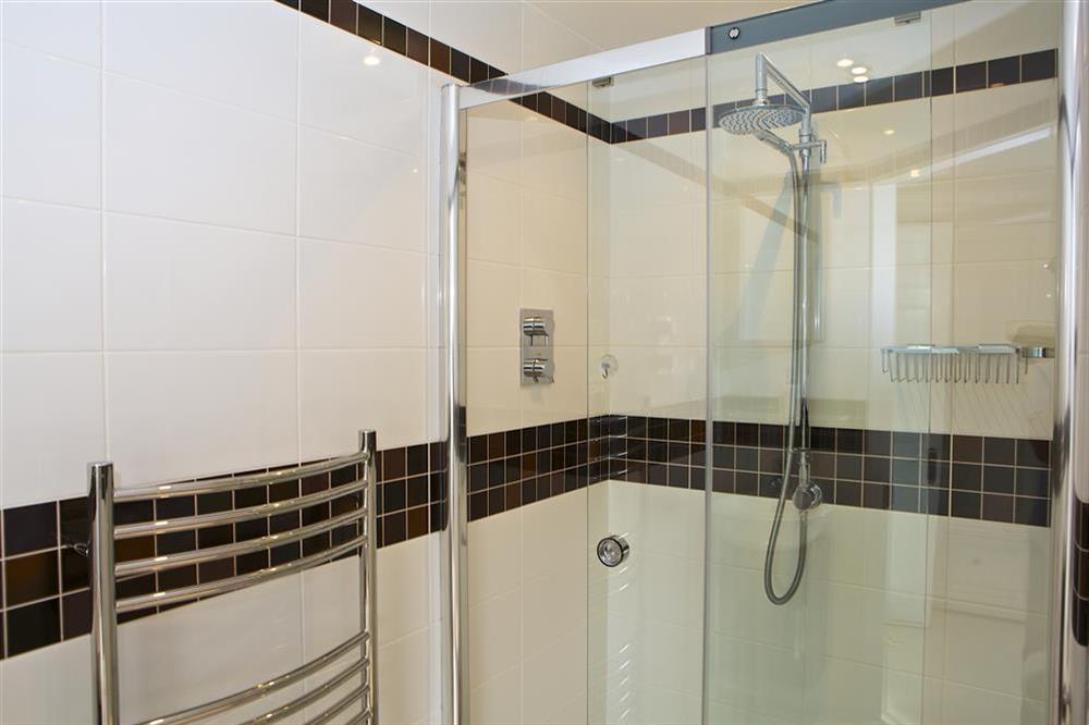 En suite bathroom with rainhead shower at Balmoral House in , Dartmouth