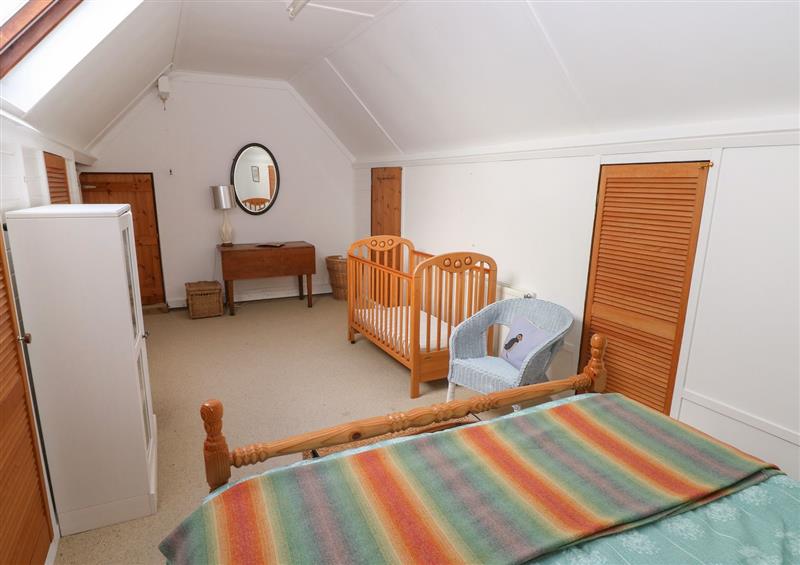 One of the 4 bedrooms (photo 2) at Banc Y Capel, Newport