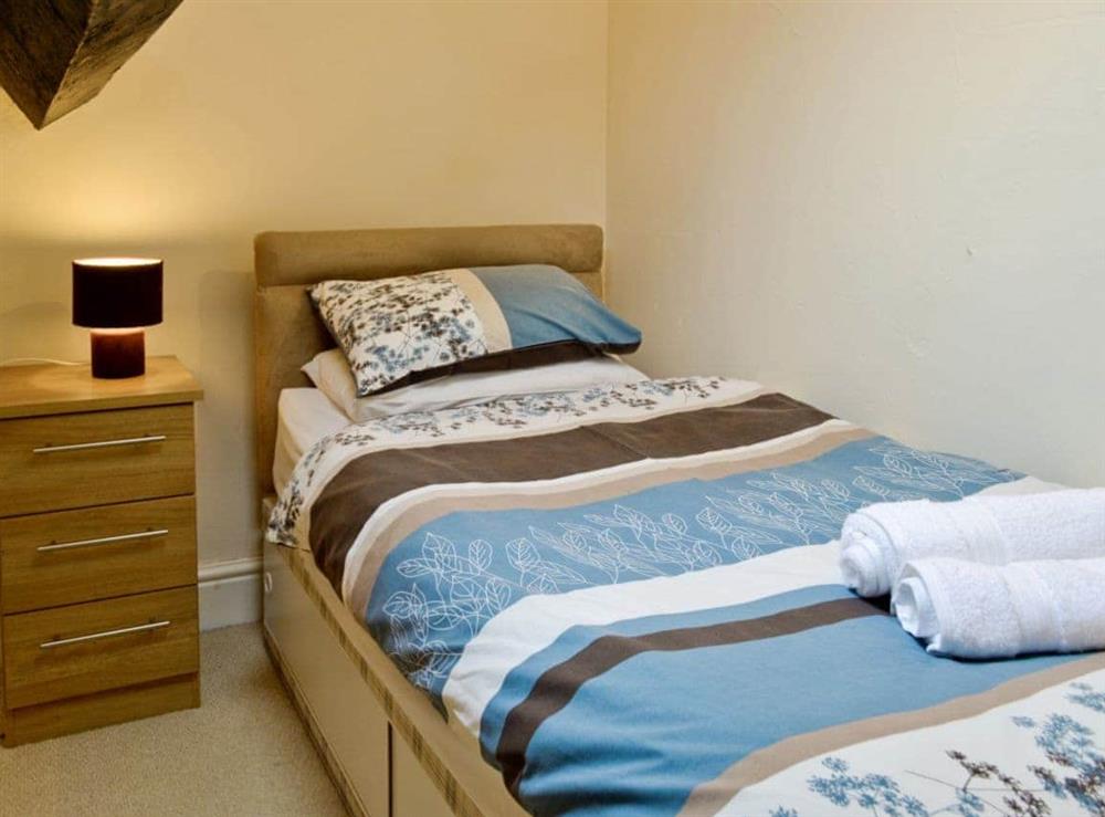 Single bedroom (photo 2) at Bank House in Beaumaris, Gwynedd