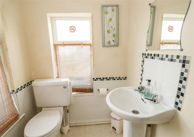The bathroom (photo 2) at Bank House, Mablethorpe