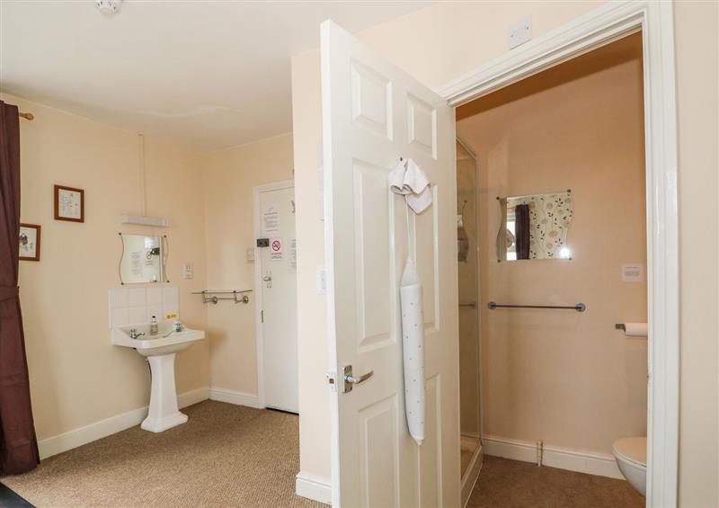 The bathroom (photo 3) at Bank House, Mablethorpe